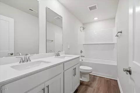 Bath - 1440 Hatteras Rd, Durham, NC 27704 photo 1 of 1
