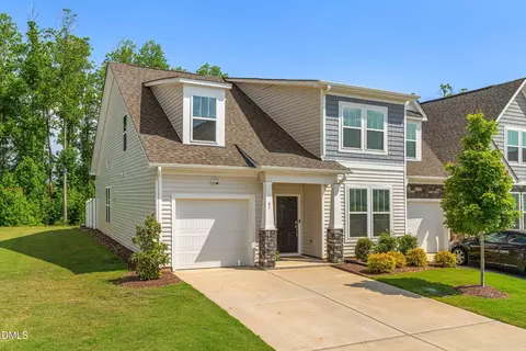 47 Whitley Ridge Dr, Clayton, NC 27527