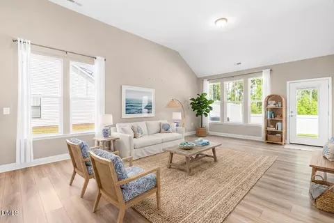 47 Whitley Ridge Dr, Clayton, NC 27527