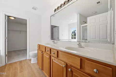 Bath - 841 Stackhurst Way, Wake Forest, NC 27587 photo 2 of 5