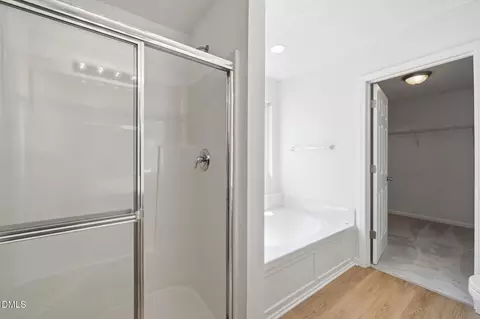 Bath - 841 Stackhurst Way, Wake Forest, NC 27587 photo 4 of 5