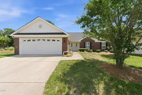 2035 Sweetbay Cir, Burlington, NC 27215