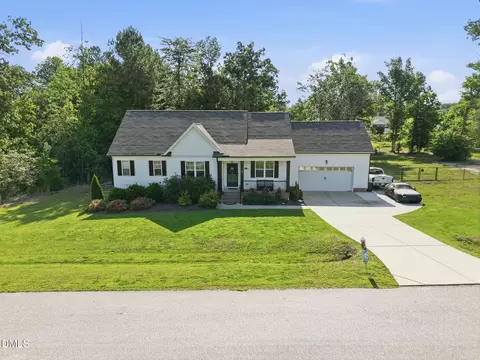 102 Golden Eagle Rdg, Zebulon, NC 27597