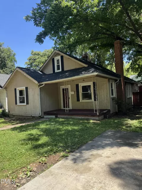 212 Zollicoffer Ave, Henderson, NC 27536