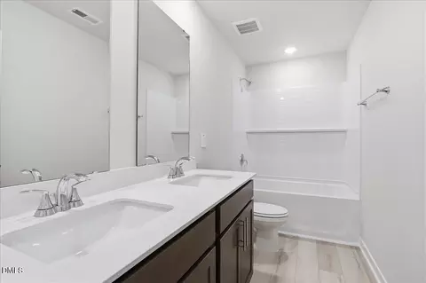 Bath - 1506 Hatteras Rd, Durham, NC 27703 photo 2 of 2