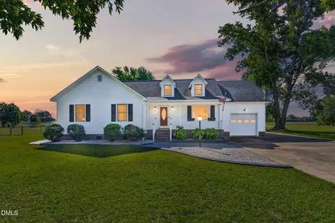 113 Joy Ave, Pikeville, NC 27863