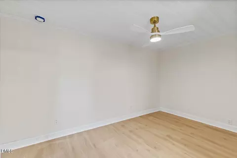 Bedroom - 116 S Fitzgerald St, Pine Level, NC 27568 photo 4 of 5
