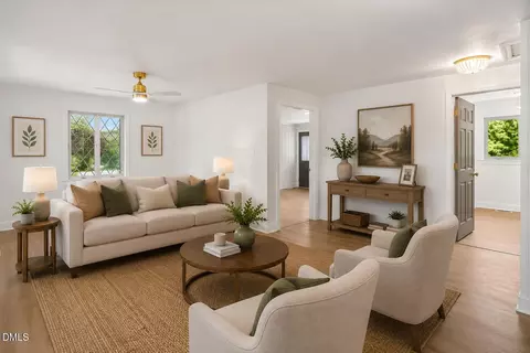Living - 116 S Fitzgerald St, Pine Level, NC 27568 photo 4 of 5