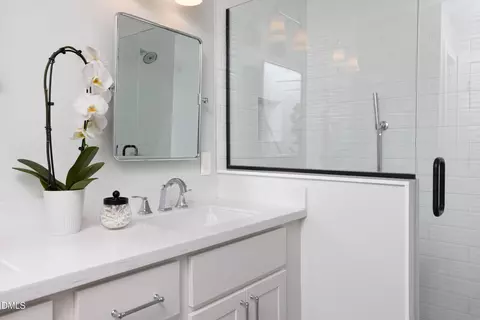 Bath - 60 Kimberly Dr, Durham, NC 27707 photo 3 of 6