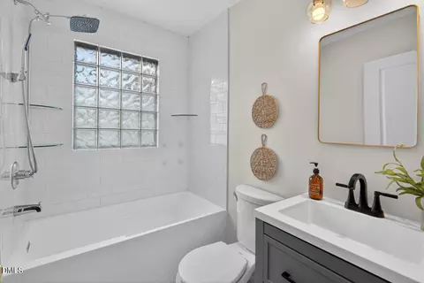 Bath - 2905 Broad St, Durham, NC 27704 photo 1 of 1