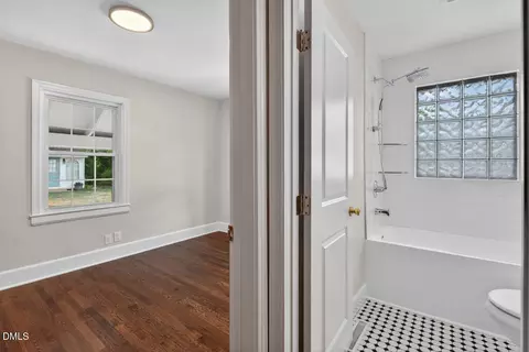 Entry Way - 2905 Broad St, Durham, NC 27704 photo 5 of 6