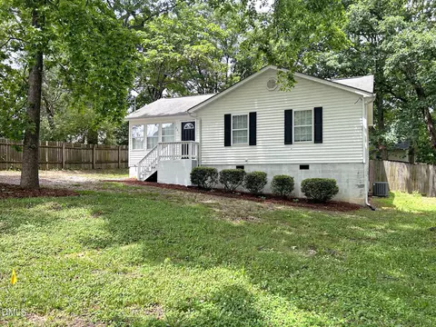 501 Correnna St, Apex, NC 27502