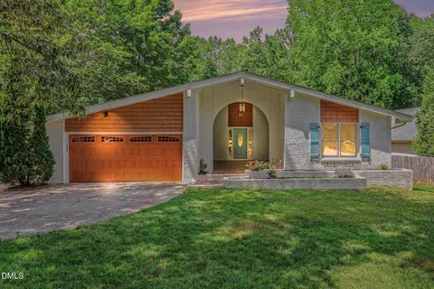 10328 Baileywick Rd, Raleigh, NC 27613