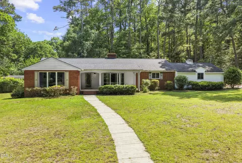 3 Dogwood Frst, Clayton, NC 27520