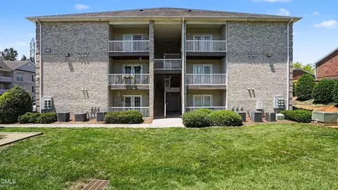 3431 N Church St #307, Greensboro, NC 27405
