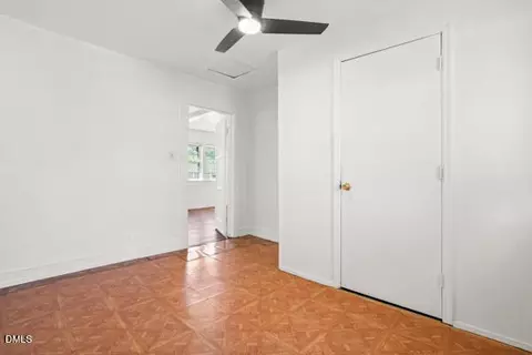 Entry Way - 701 E Harnett St, Dunn, NC 28334 photo 1 of 4