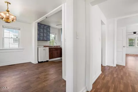 Entry Way - 701 E Harnett St, Dunn, NC 28334 photo 4 of 4