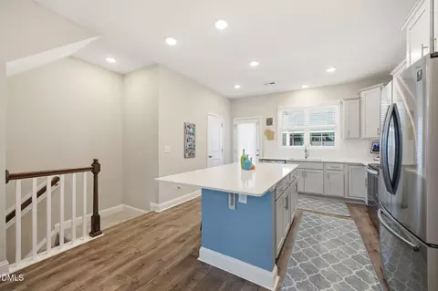 Entry Way - 976 Gateway Commons Cir, Wake Forest, NC 27587 photo 2 of 6