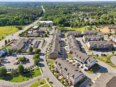 View/Area - 976 Gateway Commons Cir, Wake Forest, NC 27587 photo 4 of 7