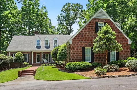 7902 Villanow Dr, Sanford, NC 27332