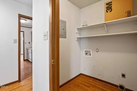 129 Lake Pine Dr, Cary, NC 27511