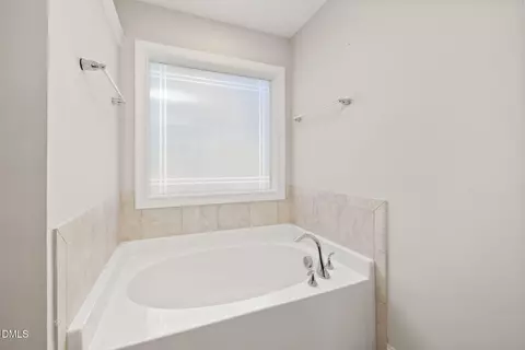 Bath - 446 Mallard Loop Dr, Clayton, NC 27527 photo 5 of 7