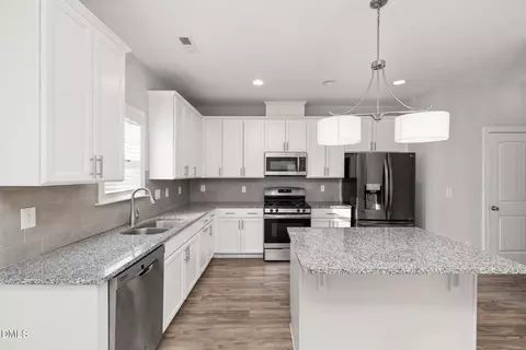 Kitchen - 446 Mallard Loop Dr, Clayton, NC 27527 photo 3 of 4