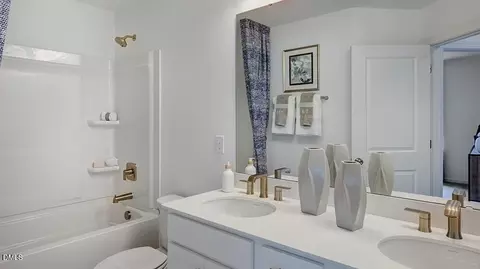 Bath - 8760 Wardle Ct, Wake Forest, NC 27587 photo 2 of 3