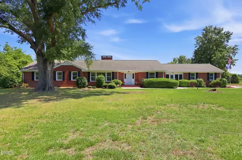 Exterior - 880 Wire Rd, Bunnlevel, NC 28323 photo 2 of 12