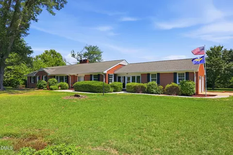 Exterior - 880 Wire Rd, Bunnlevel, NC 28323 photo 3 of 12
