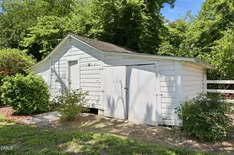Exterior - 880 Wire Rd, Bunnlevel, NC 28323 photo 9 of 12