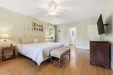 Bedroom - 880 Wire Rd, Bunnlevel, NC 28323 photo 5 of 7