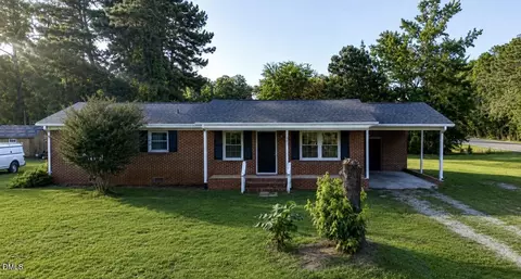 1002 Northview Dr, Sanford, NC 27330