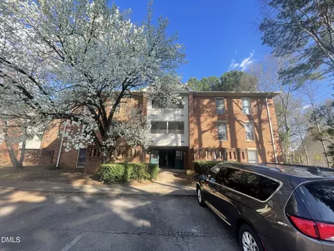 3531 Ivy Commons Dr #102, Raleigh, NC 27606
