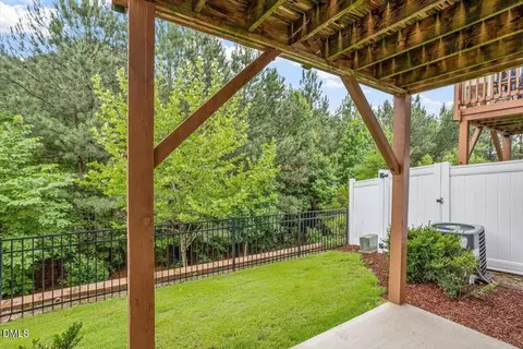 Exterior - 1141 Platform Dr, Apex, NC 27502 photo 5 of 6
