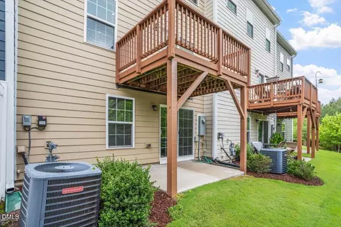 Exterior - 1141 Platform Dr, Apex, NC 27502 photo 4 of 6
