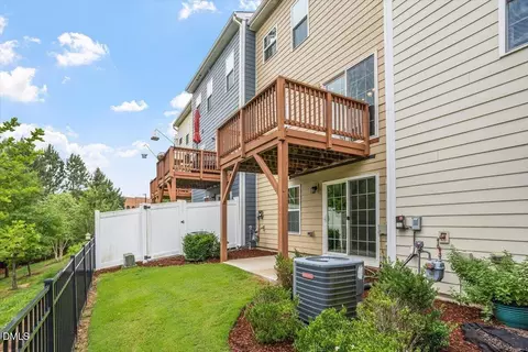 Exterior - 1141 Platform Dr, Apex, NC 27502 photo 2 of 6
