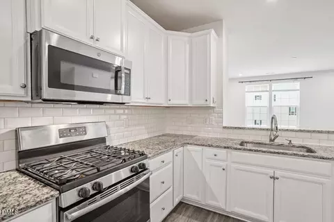 Kitchen - 1141 Platform Dr, Apex, NC 27502 photo 5 of 5