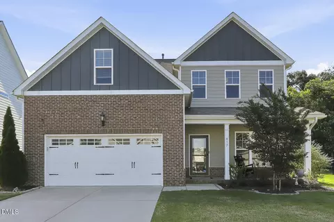 417 Long Lake Dr, Fuquay Varina, NC 27526
