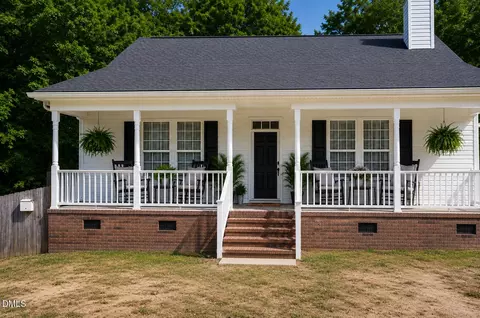 1230 Hightowers Rd, Mebane, NC 27302