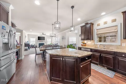 Kitchen - 2811 Reynolda Cir, Durham, NC 27712 photo 3 of 3