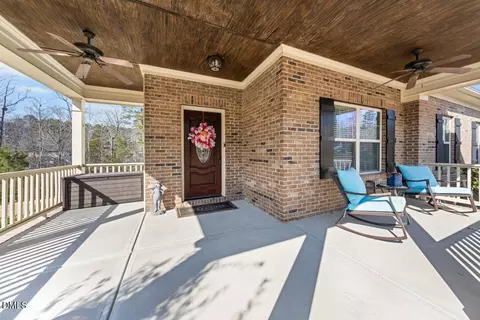 Exterior - 2811 Reynolda Cir, Durham, NC 27712 photo 6 of 14