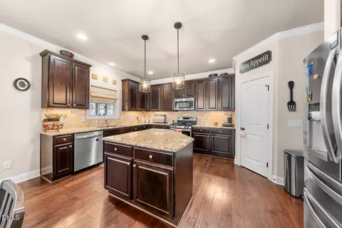 Kitchen - 2811 Reynolda Cir, Durham, NC 27712 photo 1 of 2