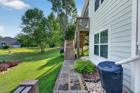 Exterior - 2811 Reynolda Cir, Durham, NC 27712 photo 11 of 14