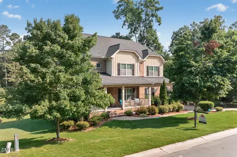 Exterior - 2811 Reynolda Cir, Durham, NC 27712 photo 2 of 14