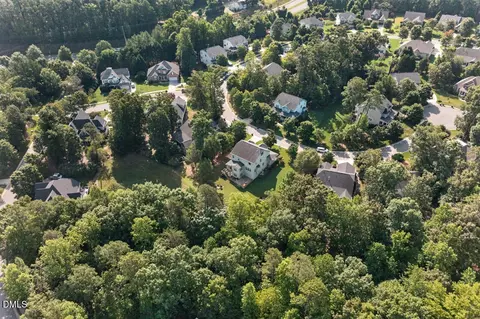 View/Area - 2811 Reynolda Cir, Durham, NC 27712 photo 11 of 14