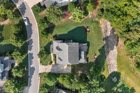 View/Area - 2811 Reynolda Cir, Durham, NC 27712 photo 10 of 14