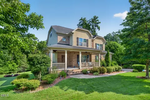 Exterior - 2811 Reynolda Cir, Durham, NC 27712 photo 1 of 15