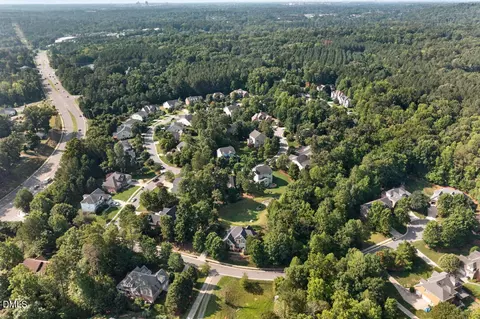View/Area - 2811 Reynolda Cir, Durham, NC 27712 photo 5 of 18