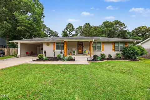 5 Eden Dr, Smithfield, NC 27577